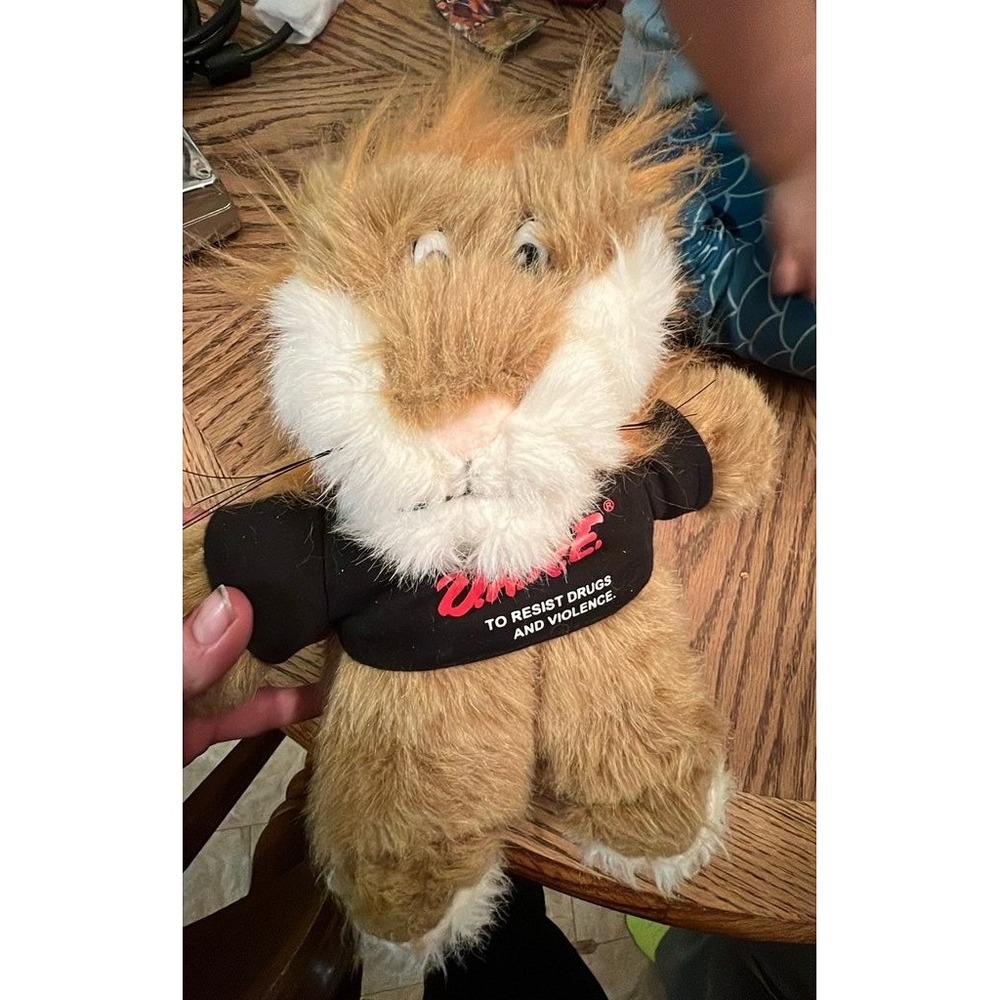 Darren the‎ lion DARE stuffed animal D.A.R.E. Plush 10" vintage